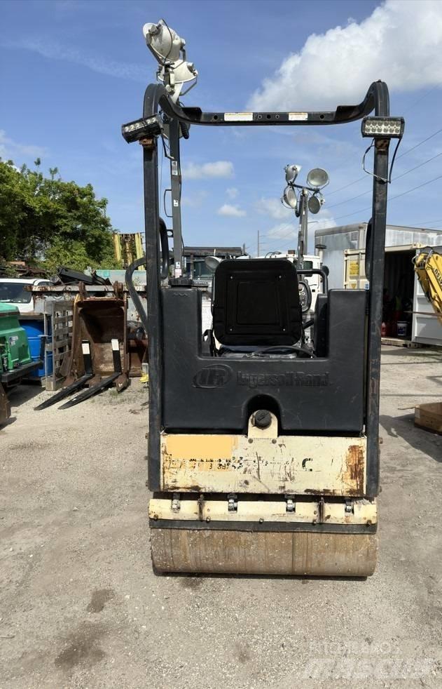 Ingersoll Rand DD 16 Kompaktori zemlje