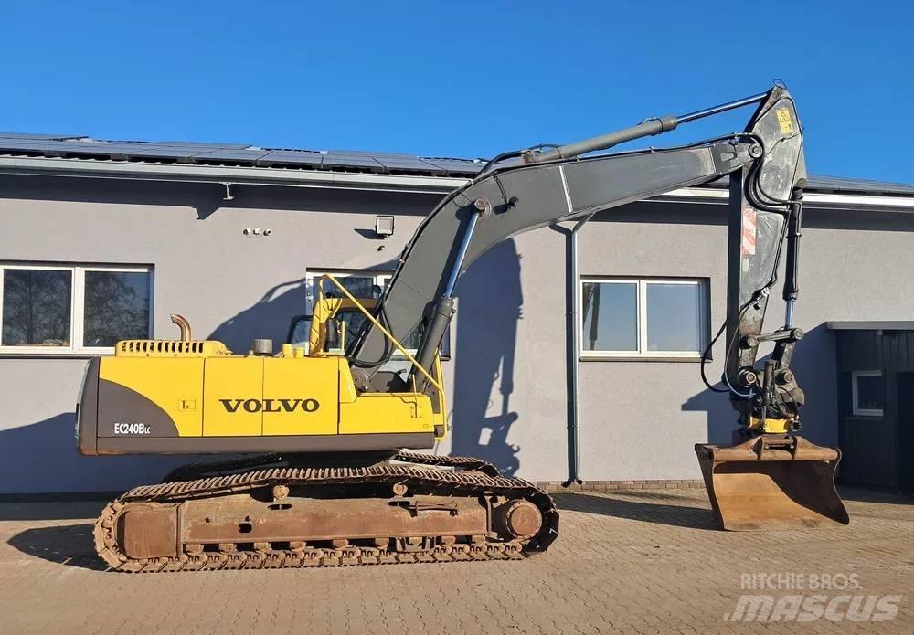 Volvo EC 240 B LC Bageri gusjeničari