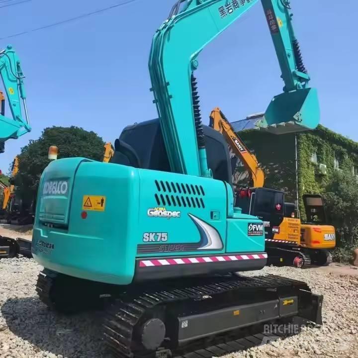 Kobelco SK75 Bageri gusjeničari