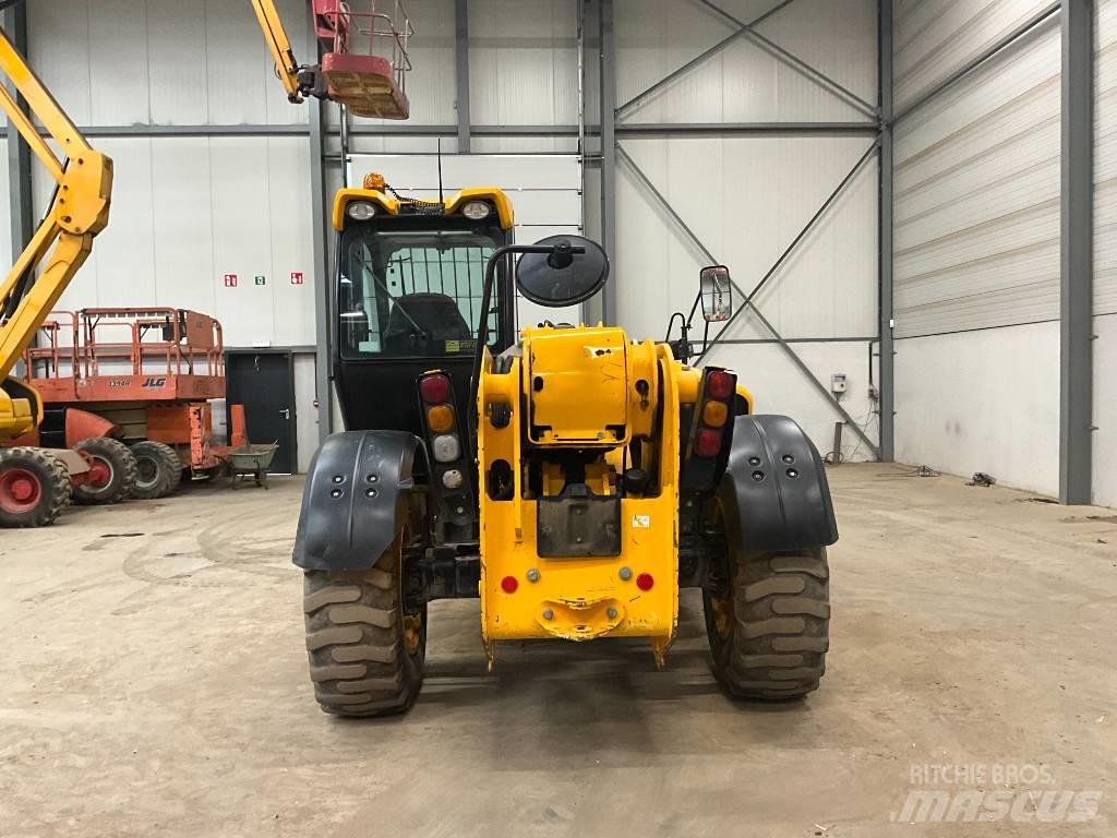 JCB 535-125 Teleskopski viličari