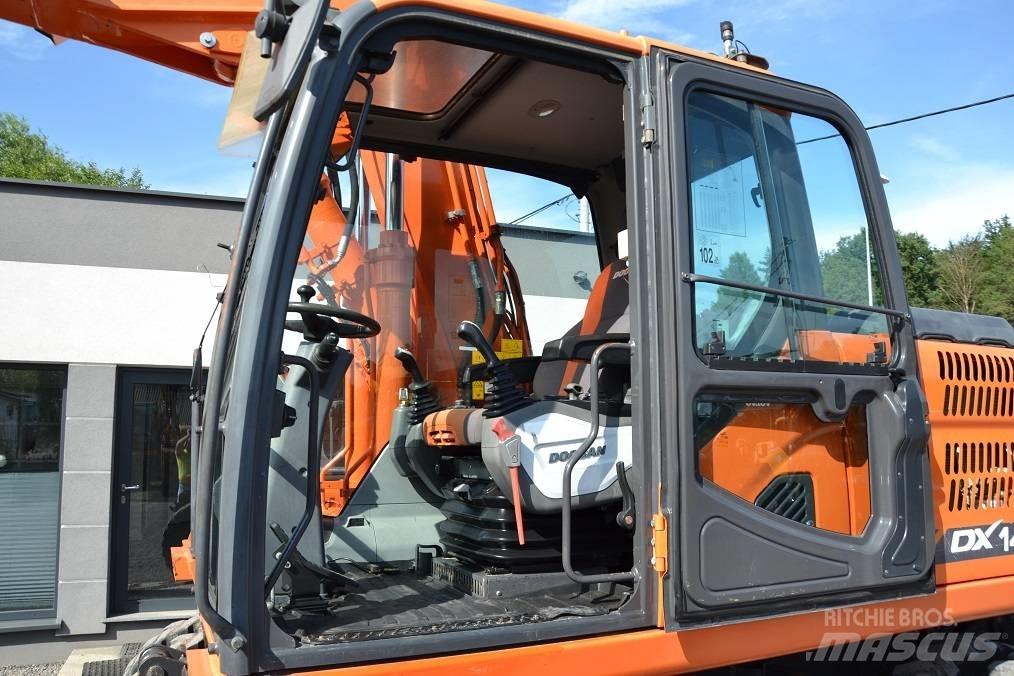 Doosan DX 140 W Bageri na kotačima