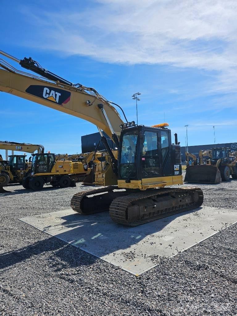 CAT 325 F Bageri gusjeničari