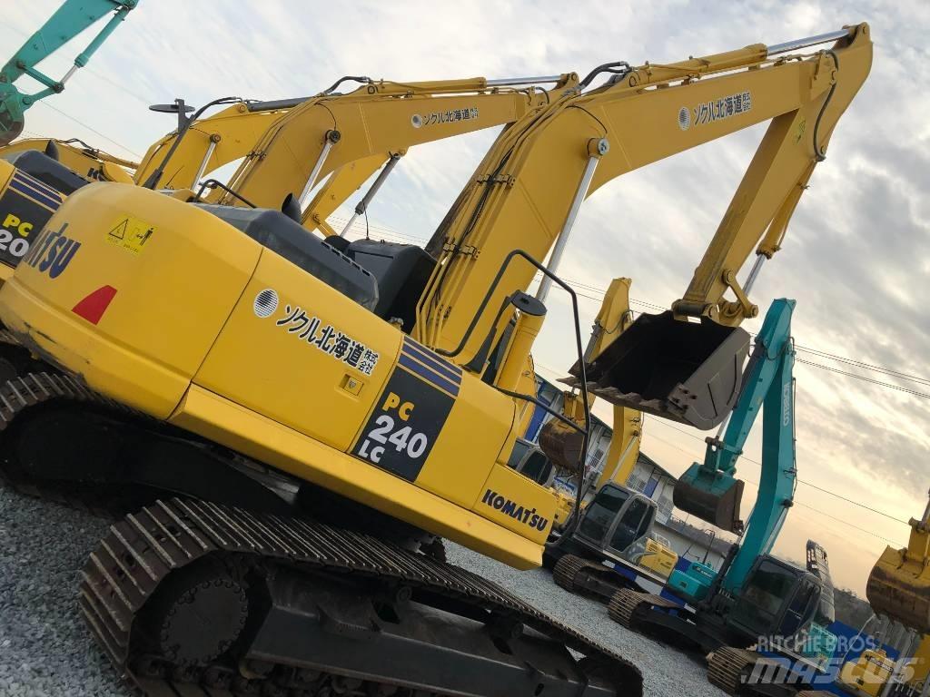 Komatsu 240-8 Bageri gusjeničari