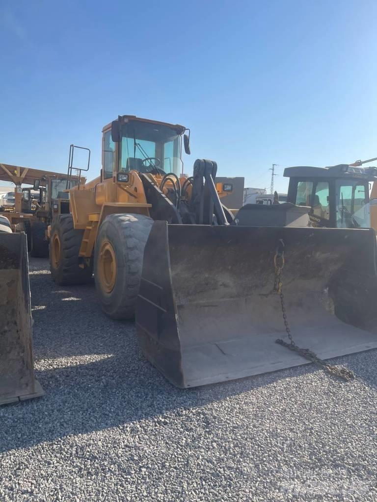 Volvo L 180 E Utovarivači na kotačima