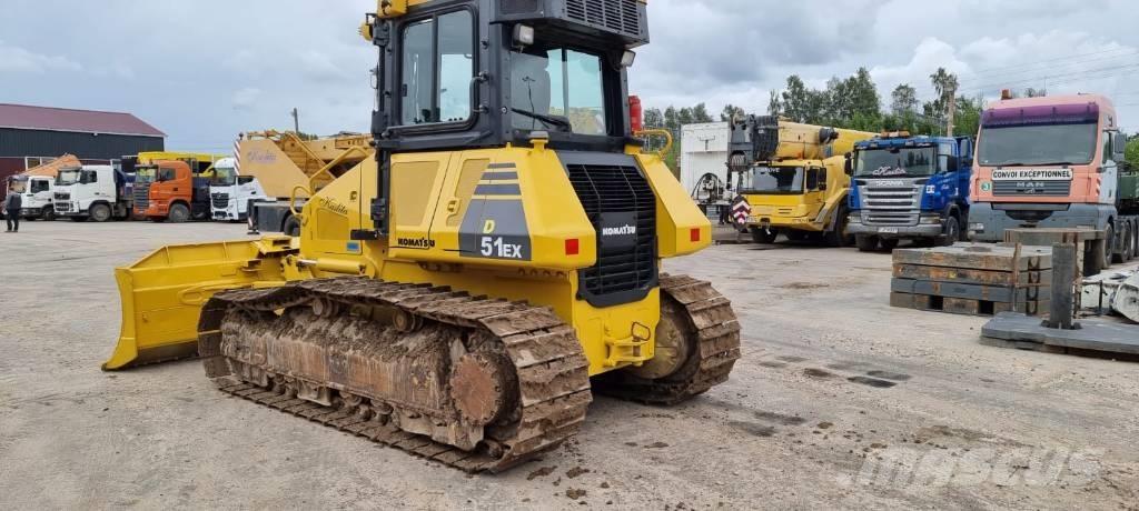 Komatsu D 51 EX-22 Buldožeri gusjeničari
