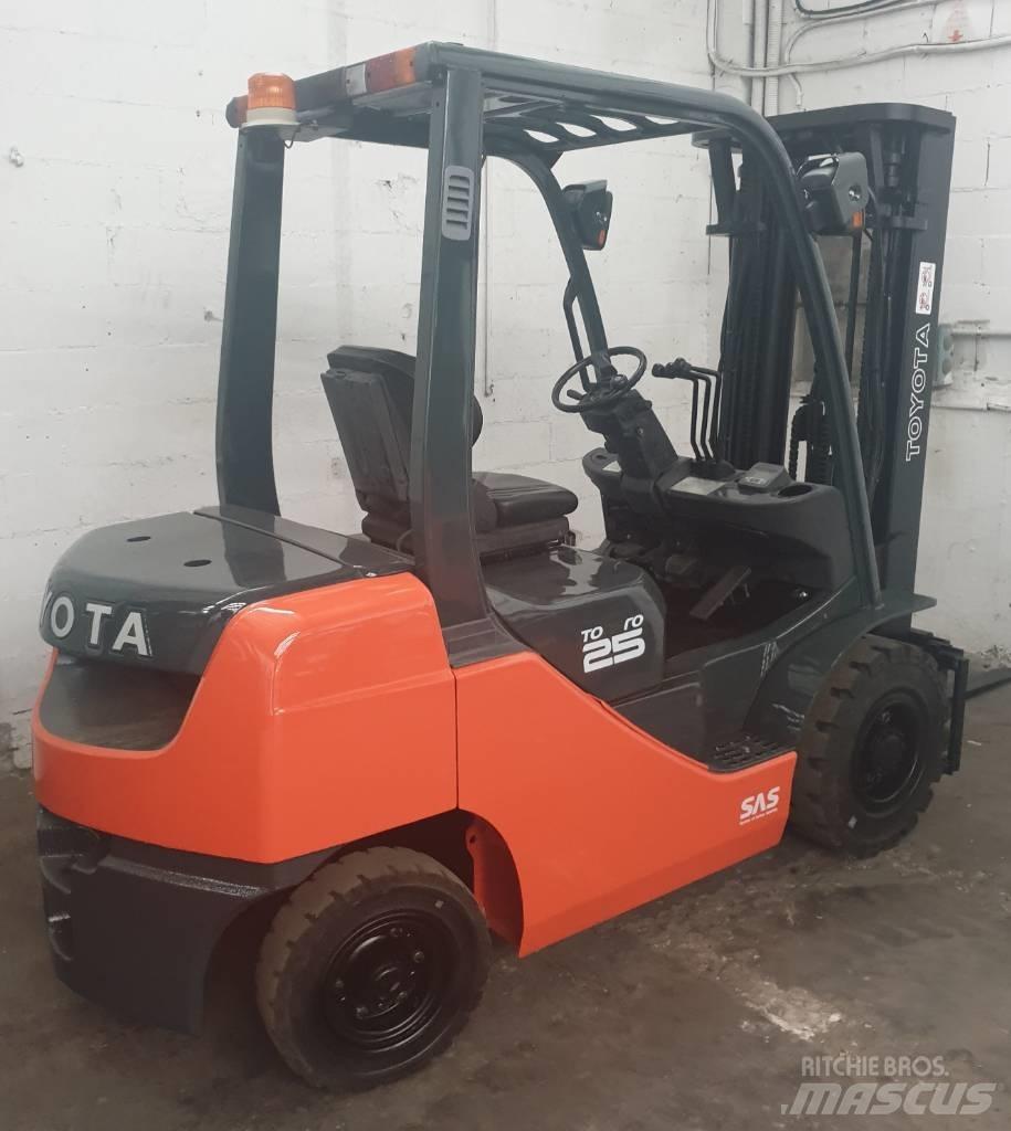 Toyota 52-8 FD 25 Dizelski viličari