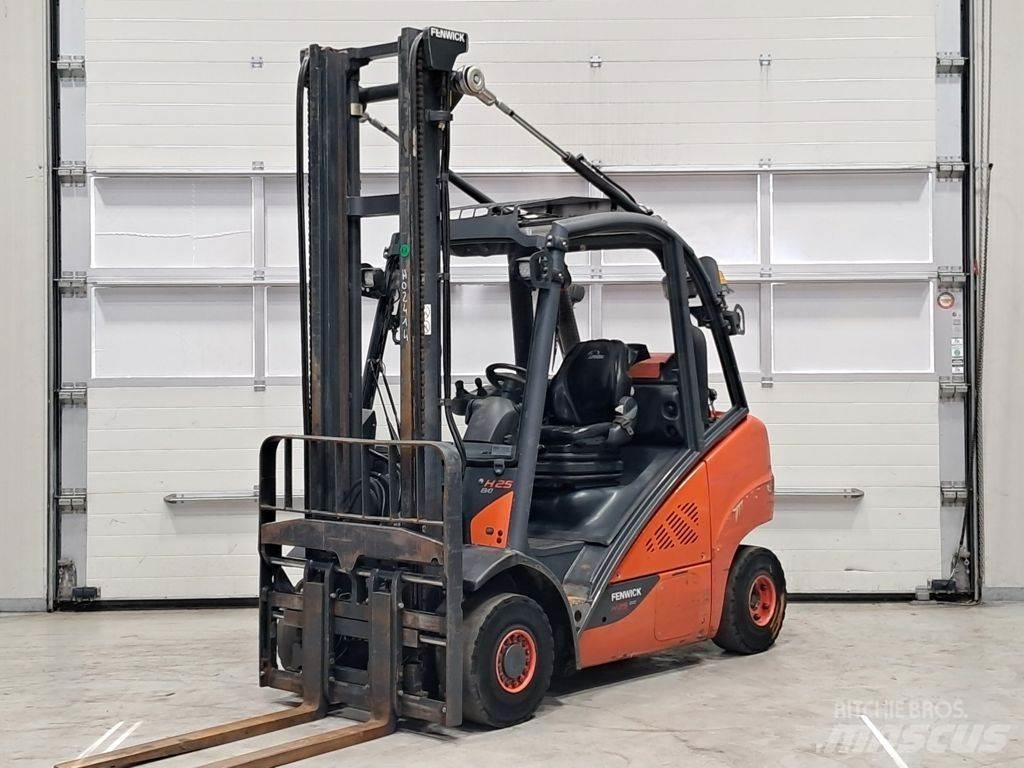 Linde H25T-02 Plinski viličari