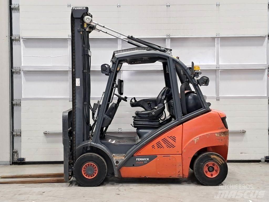 Linde H25T-02 Plinski viličari
