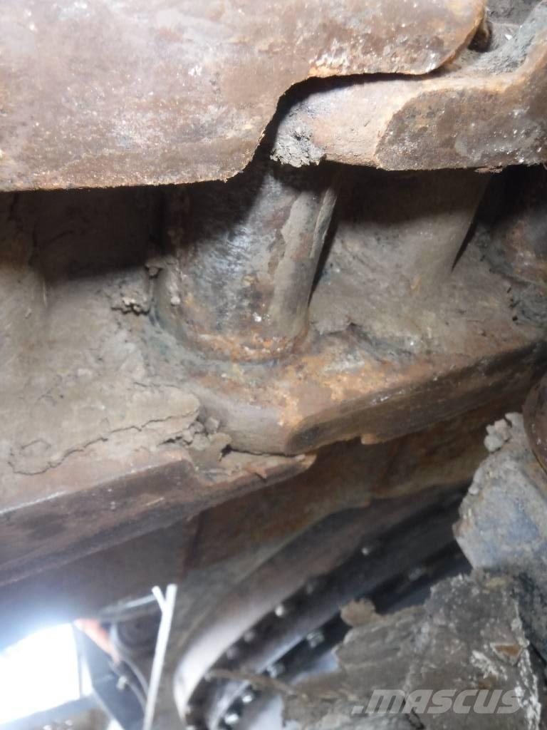 Hitachi ZX 210 LC-6 Bageri gusjeničari