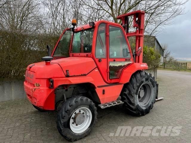 Manitou M 26.4 Terenski viličar