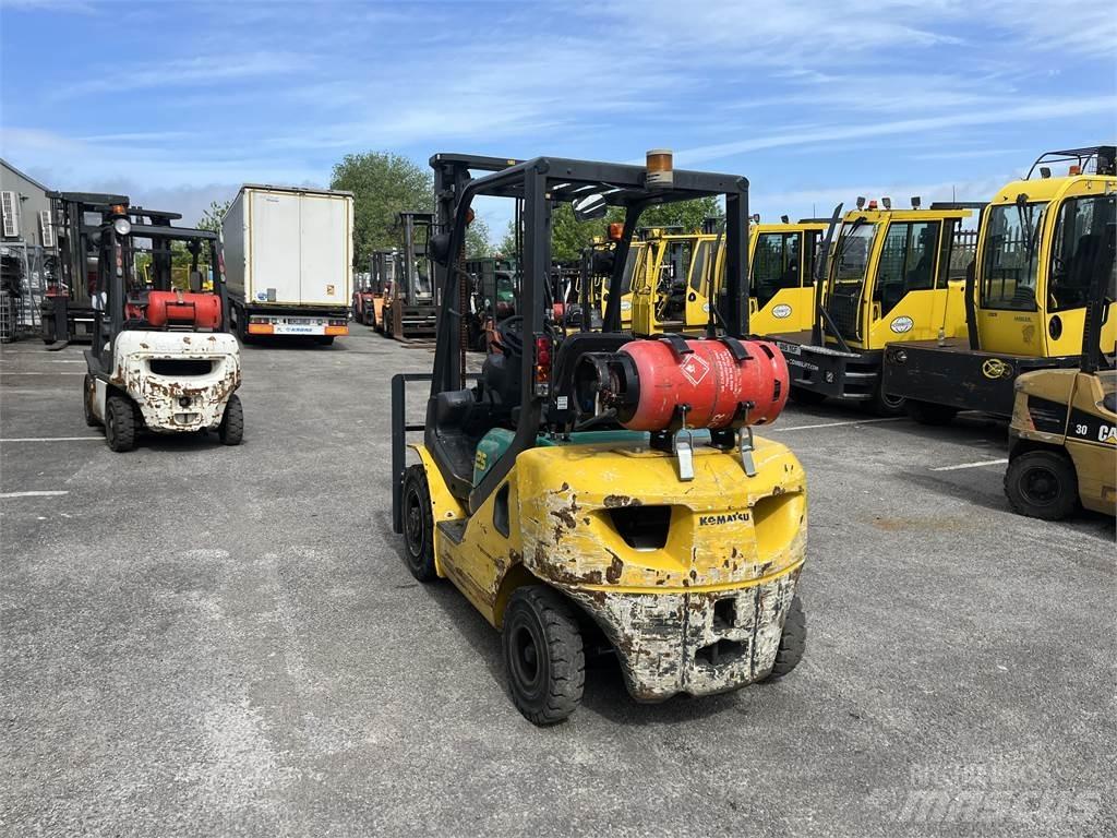 Komatsu FG25HT-16R Plinski viličari