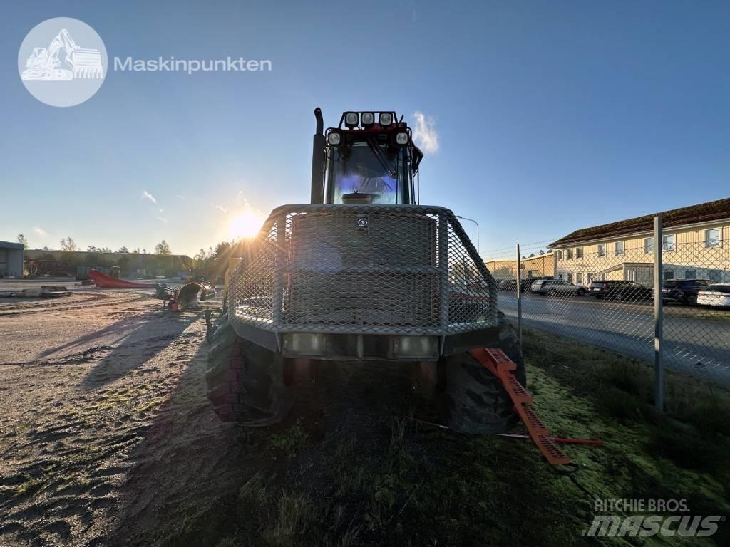 Valmet 890.3 Forvarderi