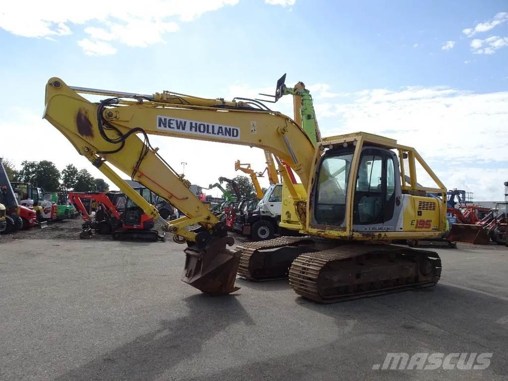 New Holland E195 Bageri gusjeničari