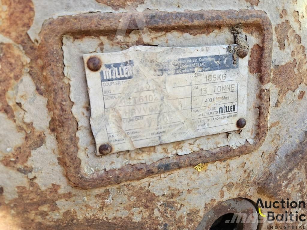 JCB JS 130 Bageri gusjeničari