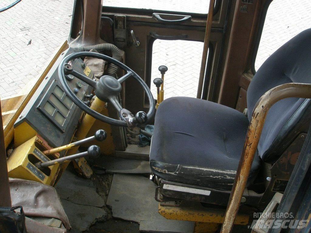 Komatsu W40-2 Utovarivači na kotačima