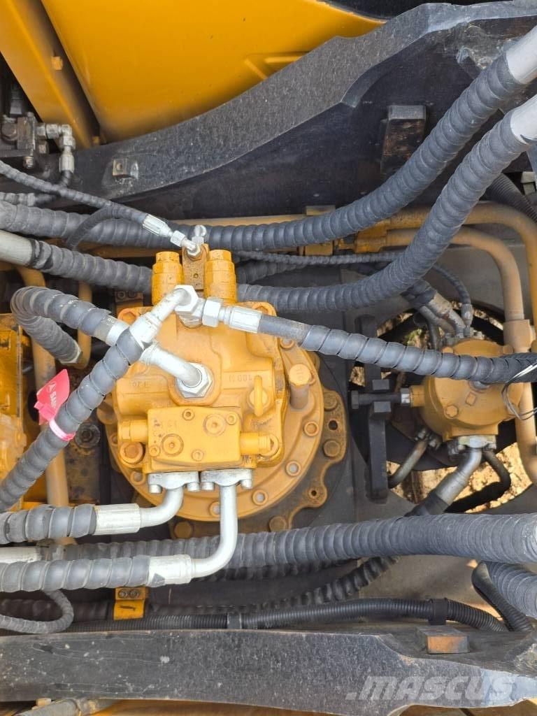 Sany SY215C Bageri gusjeničari