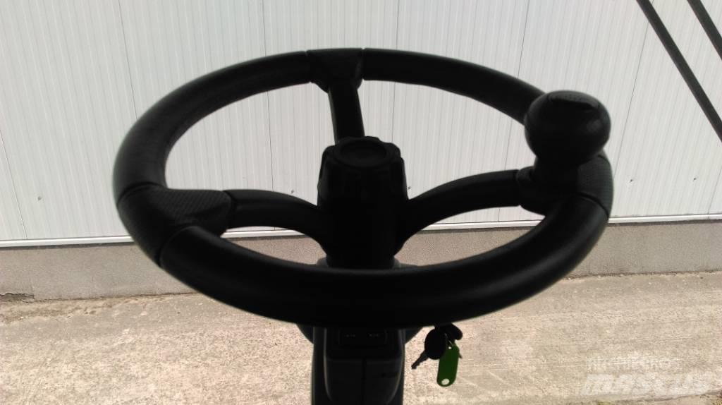 Fendt Katana 65 Strojevi za krmu na vlastiti pogon