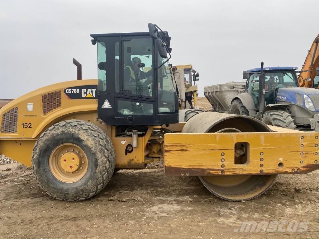 CAT CS 78 B Valjci sa jednim bubnjem