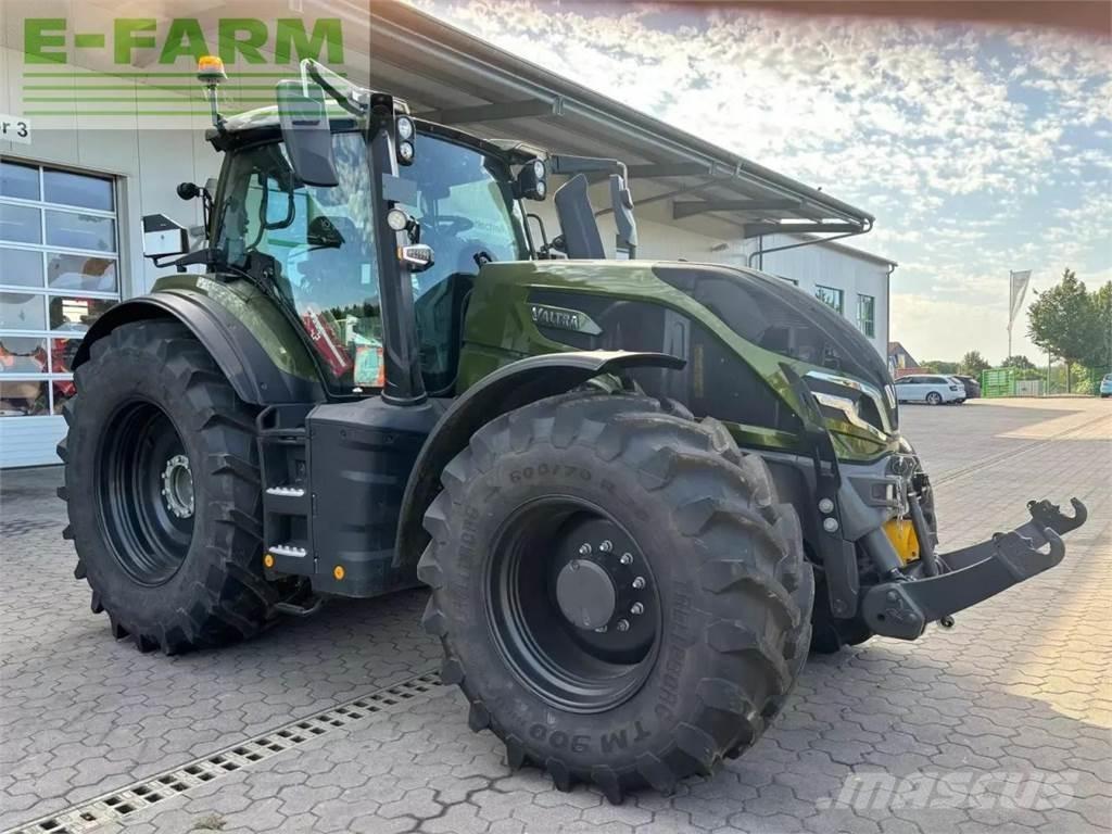 Valtra q 265 Traktori