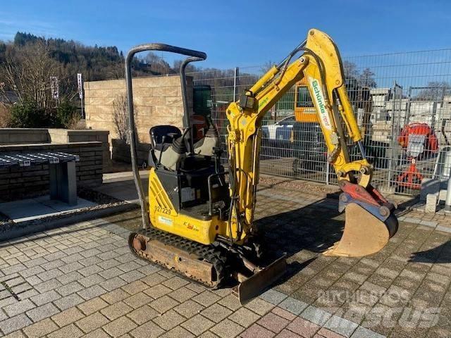 New Holland E 09 SR Mini bageri <7t