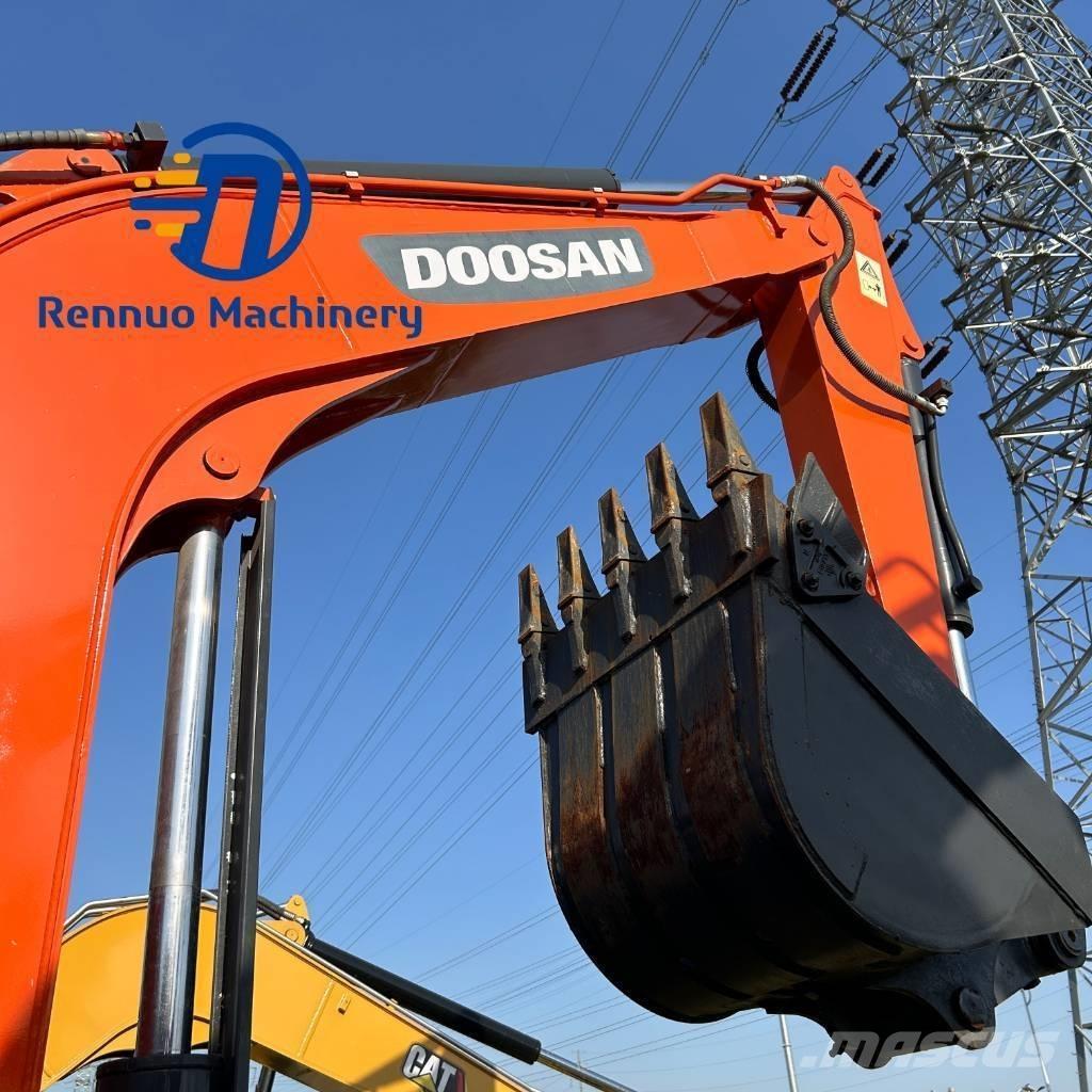 Doosan DX 60 Bageri gusjeničari