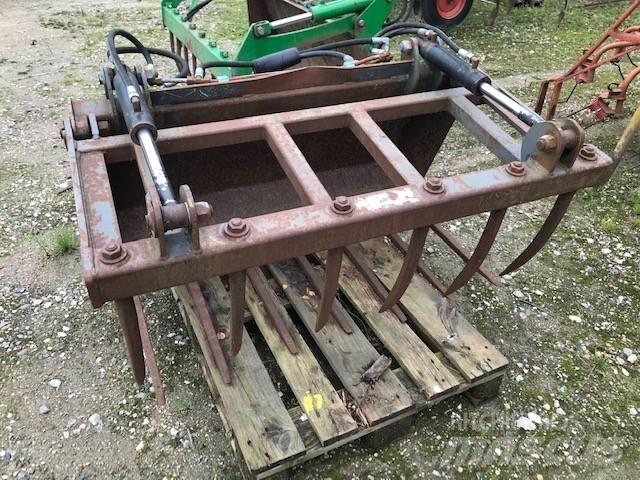 Silograb 125 cm. Priključci za prednji utovarivač