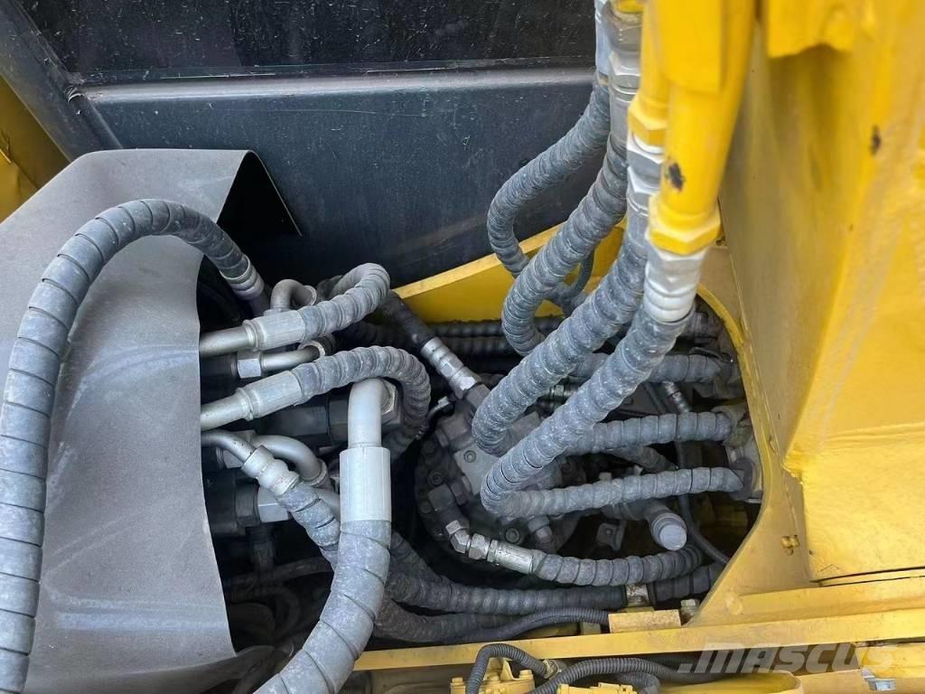 Komatsu PC70-8 Midi bageri 7t – 12t