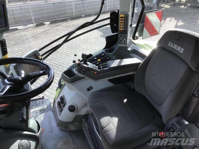 CLAAS AXION 810 Traktori