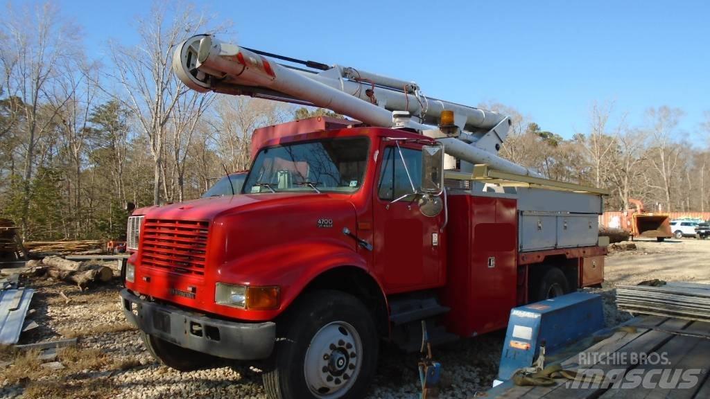 International 4700 Auto košare