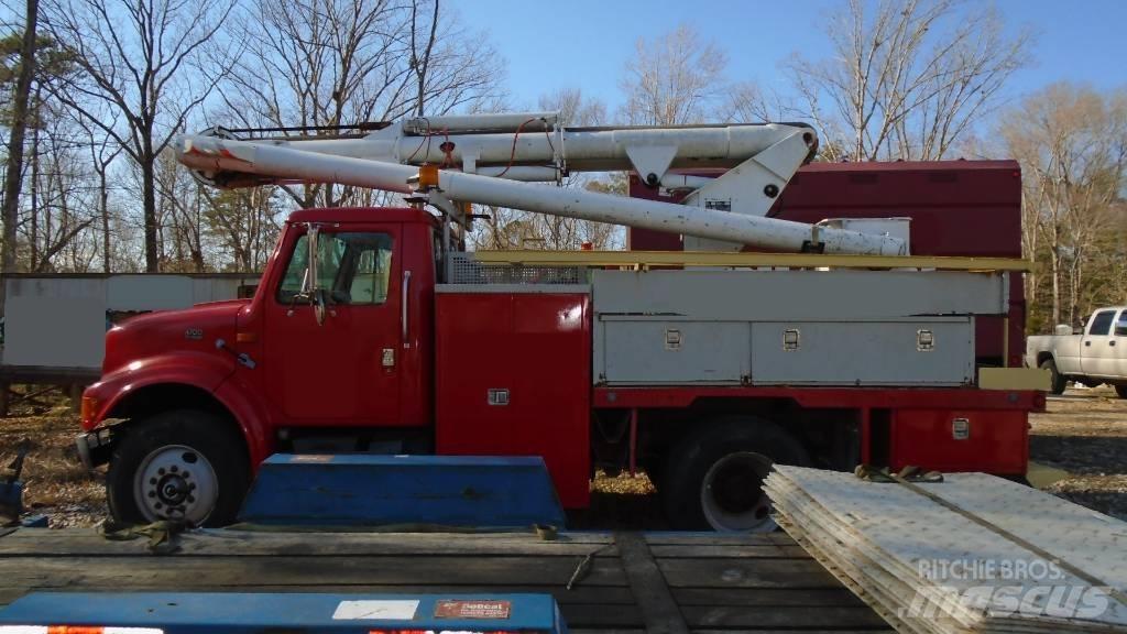 International 4700 Auto košare