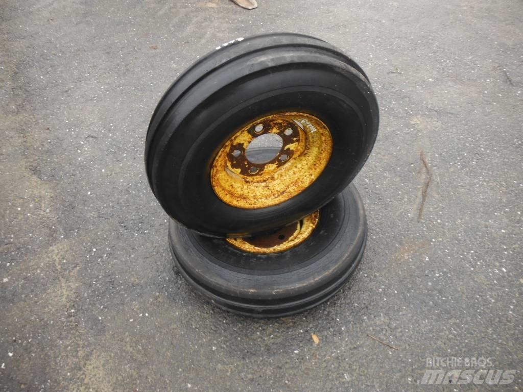 Dunlop 7.00X12 Gume, kotači i naplatci