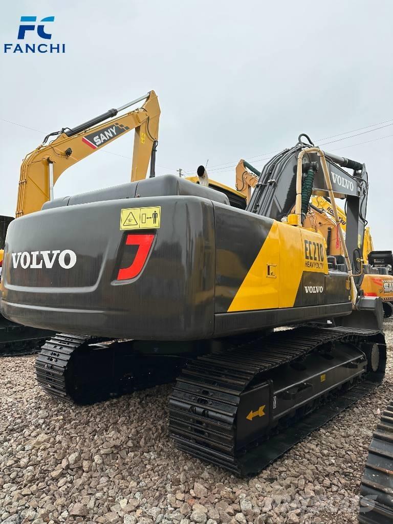 Volvo 210 Bageri gusjeničari