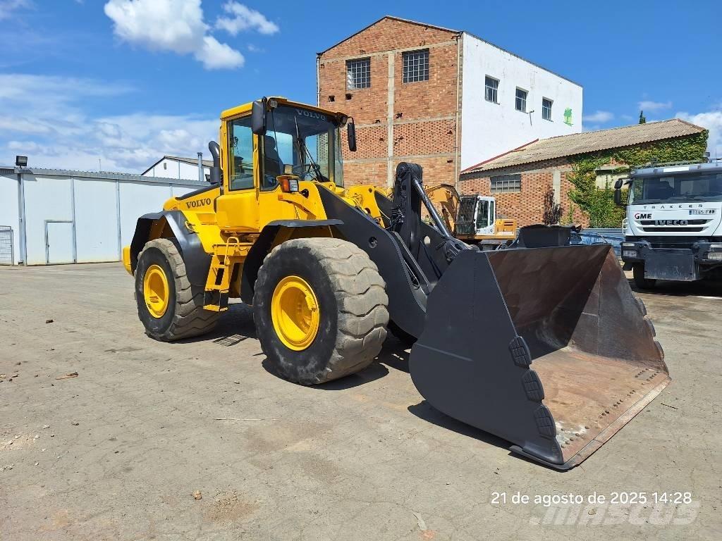 Volvo L 120 E Utovarivači na kotačima