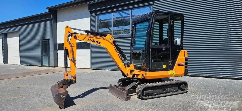 Hanix H 17D Mini bageri <7t