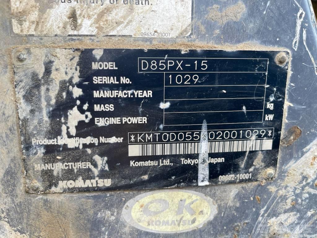 Komatsu D 85 PX-15 Buldožeri gusjeničari