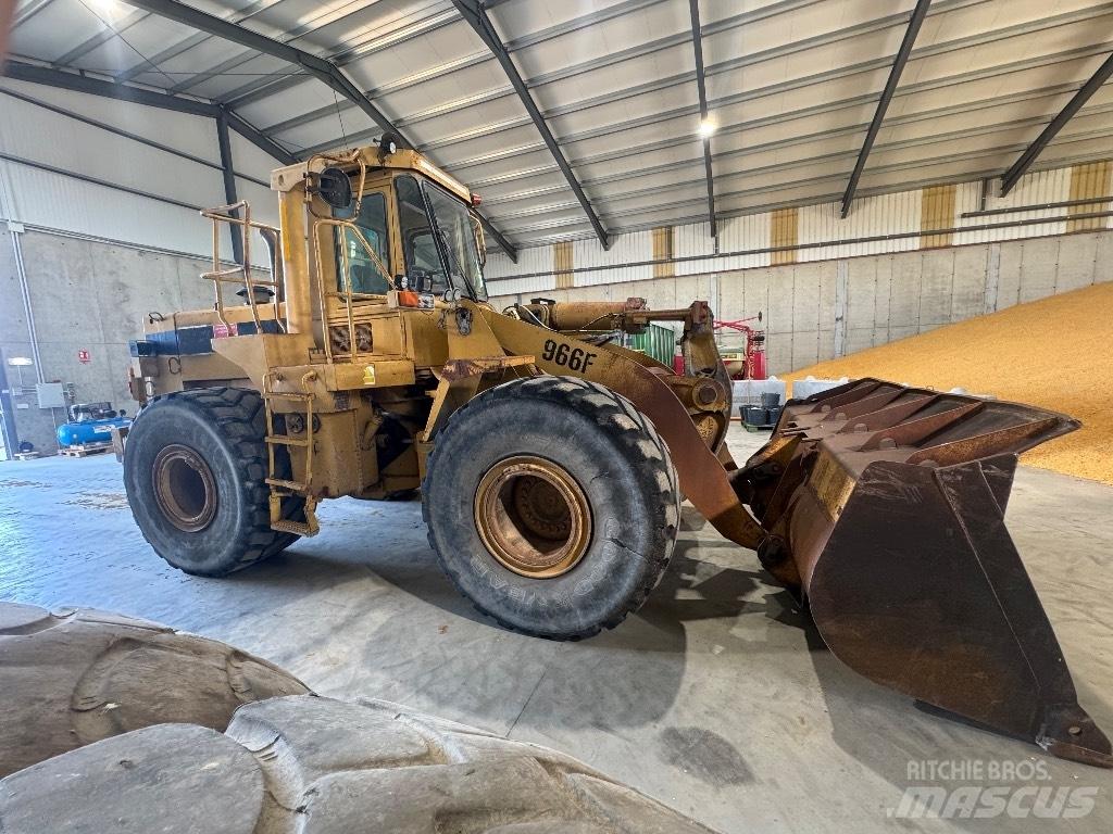CAT 966 F Utovarivači na kotačima