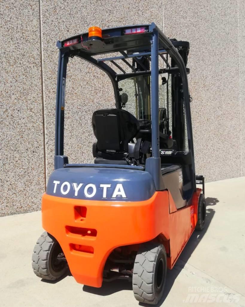 Toyota 8FBM20T Električni viličari