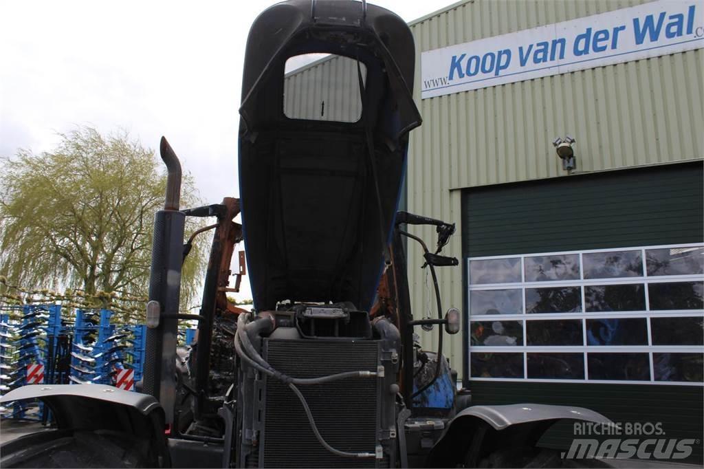 New Holland T7030 Traktori