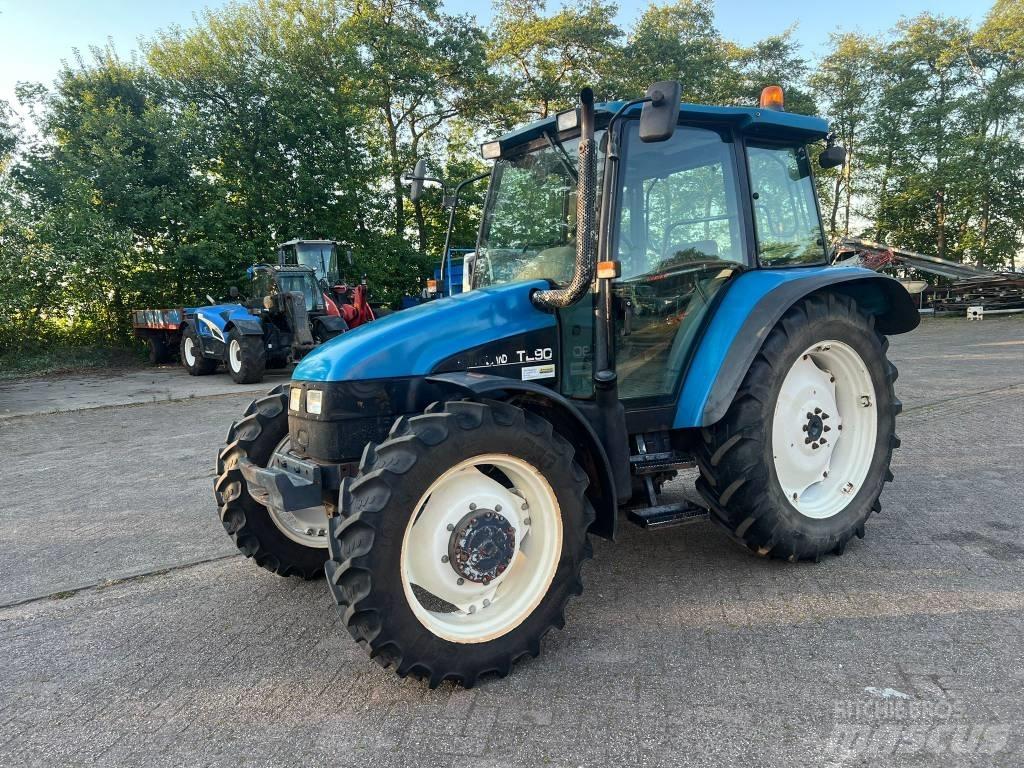 New Holland TL 90 Traktori