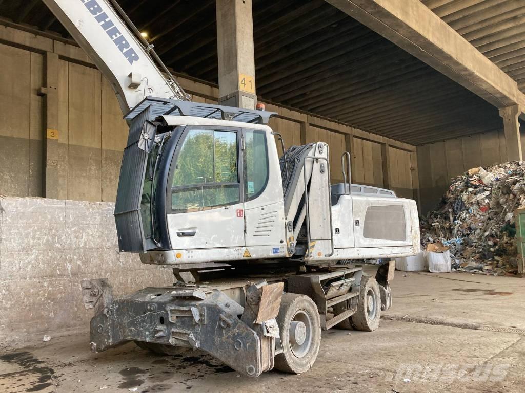 Liebherr LH 30 M Bageri za manipuliranje materijalom / otpadom