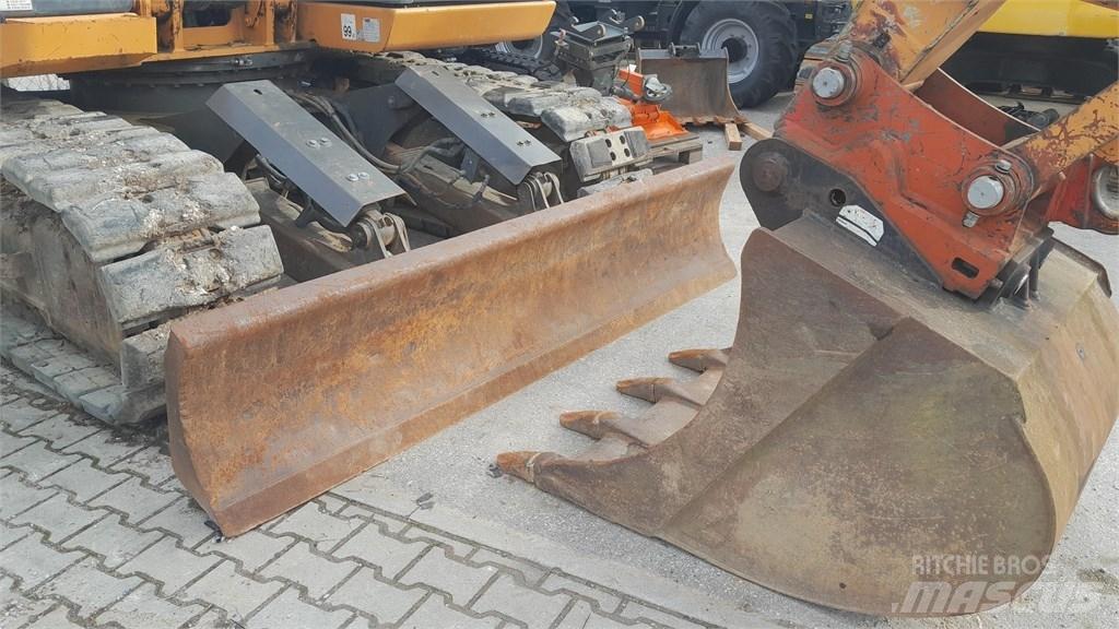 CASE CX 130 B Bageri gusjeničari