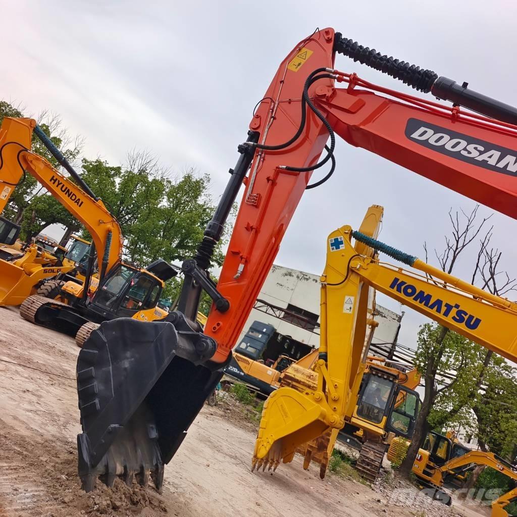 Doosan DX 300 LC-9C Bageri gusjeničari