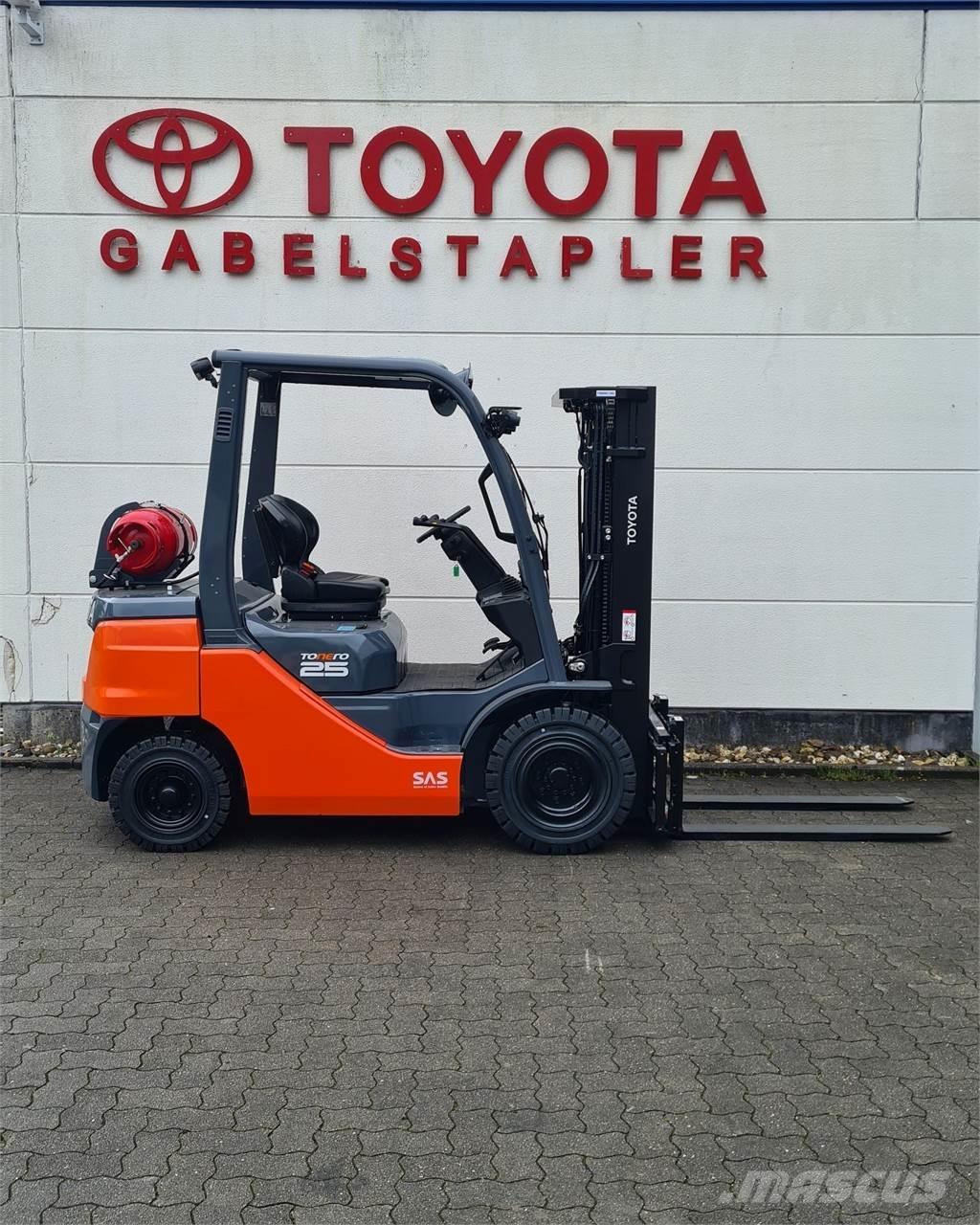 Toyota 02-8FGF25 Plinski viličari