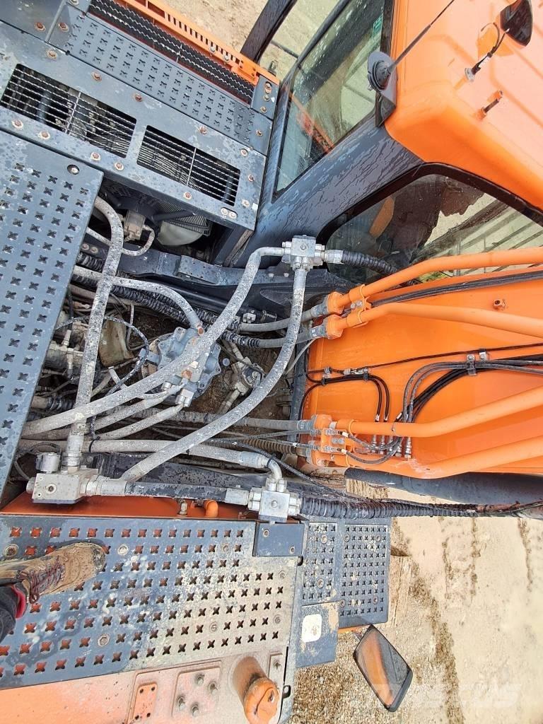 Doosan DX 420 LC Bageri gusjeničari