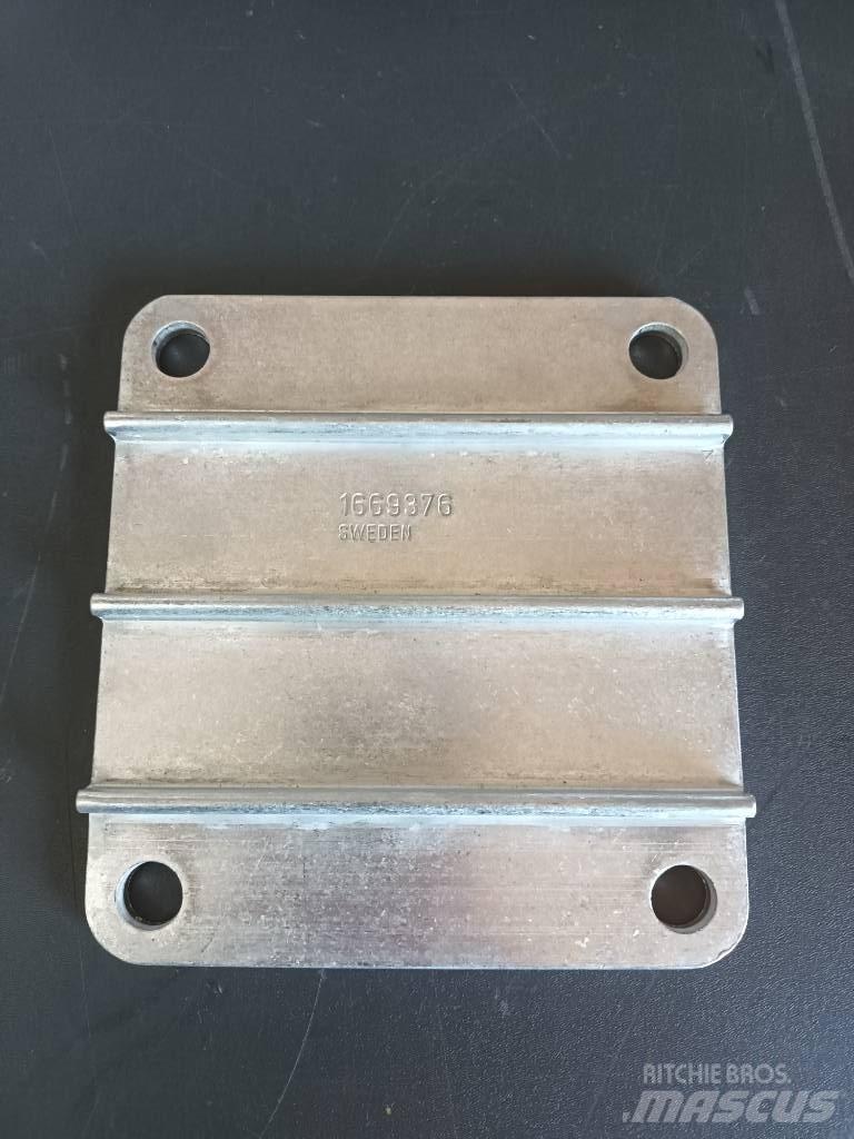 Volvo COVER 1669376 Motori