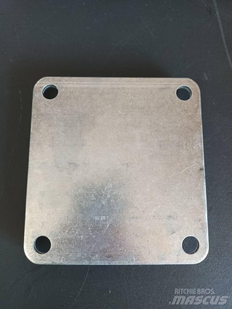 Volvo COVER 1669376 Motori