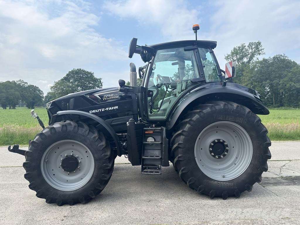 Deutz-Fahr 7250TTV Traktori