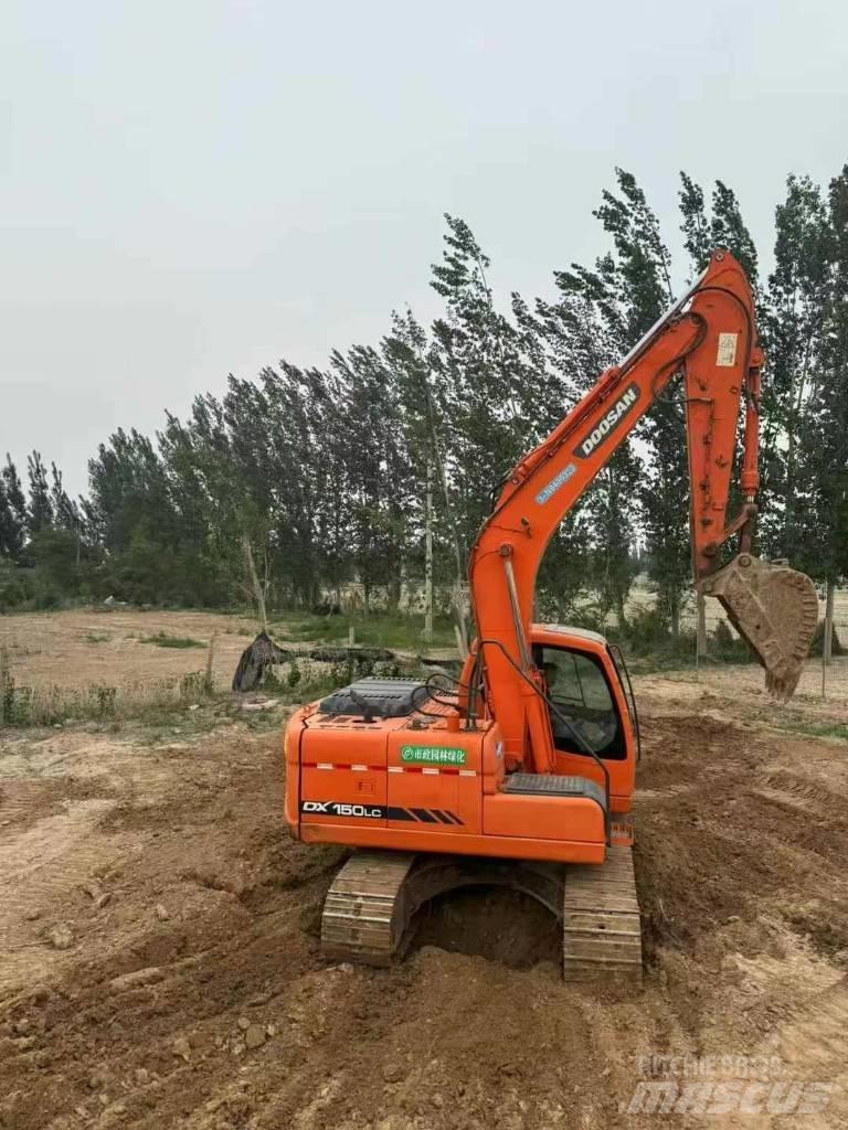 Doosan DX150 Bageri gusjeničari