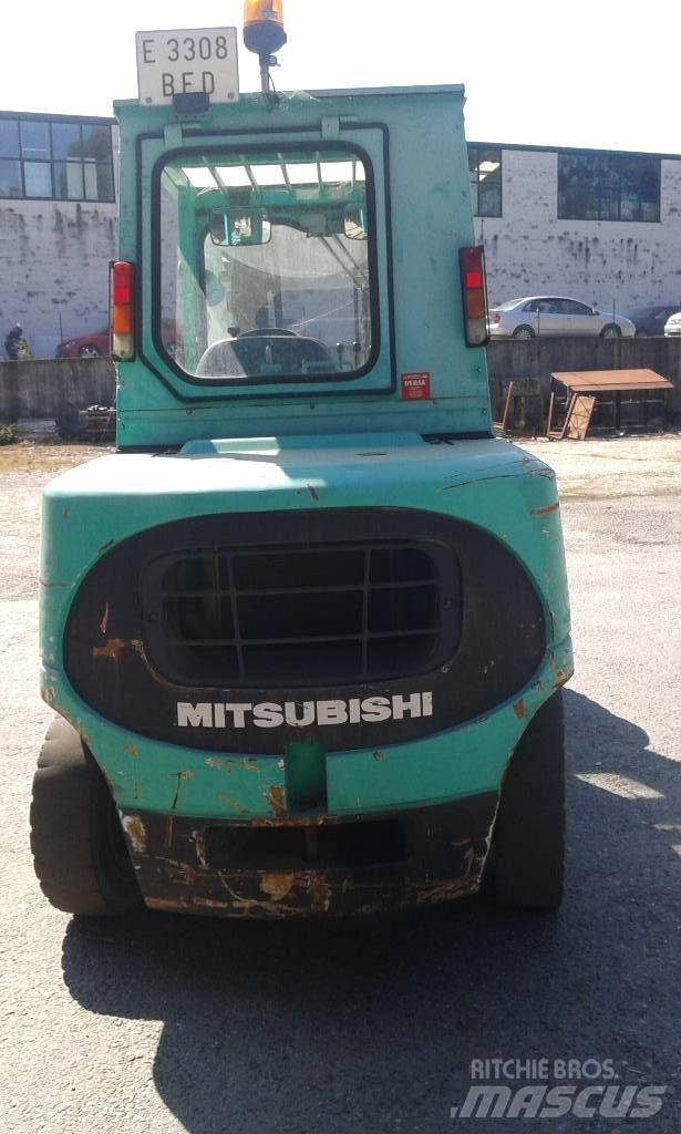 Mitsubishi FD45K2 Dizelski viličari