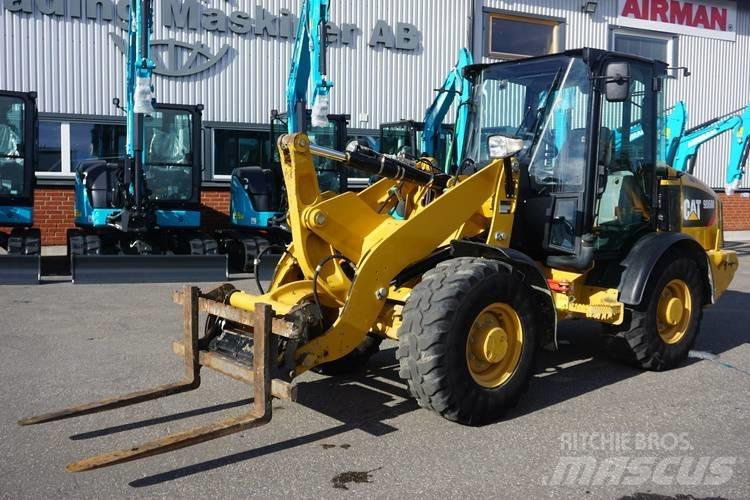 CAT 906M *Uthyres* Utovarivači na kotačima